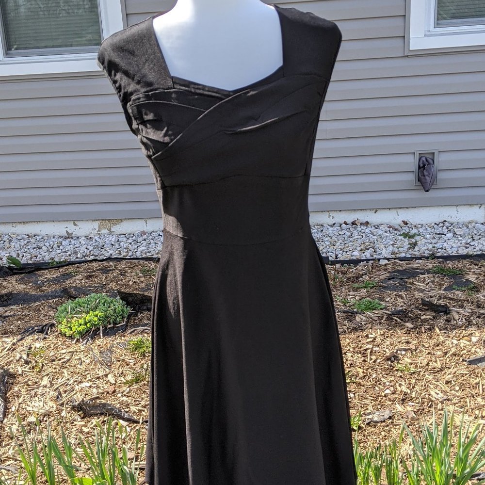 Retro Knee Length Black Dress